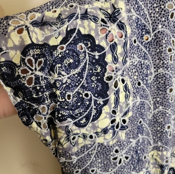 Twelfth Street by Cynthia Vincent | Floral Eyelet Tie Front Split Sleeve Top - Picture 2 of 7